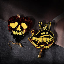 Load image into Gallery viewer, Halloween Pendant Mold