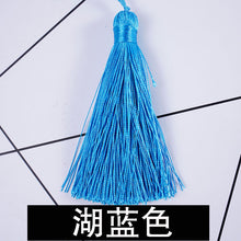 Load image into Gallery viewer, 12 Grid Circular Pendant Silicone Mold