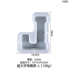 Load image into Gallery viewer, 26 Large Letter Silicone Mold