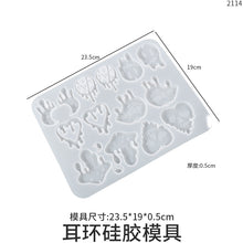 Load image into Gallery viewer, Halloween Pendant Mold