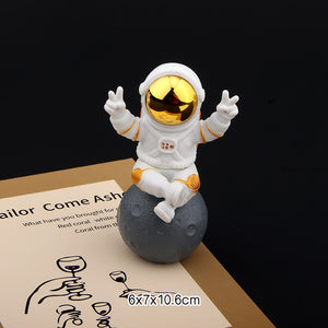 Astronaut Planets Small Ornaments