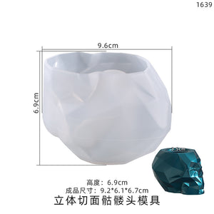 Cut Skeleton Head Mold