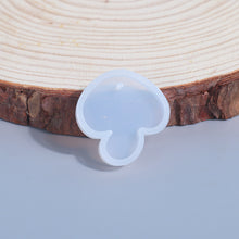 Load image into Gallery viewer, Three Silicone Pendant Mold
