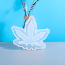 Load image into Gallery viewer, Maple Leaf Ashtray Mold
