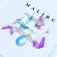 Load image into Gallery viewer, Irregular Pendant Silicone Mold
