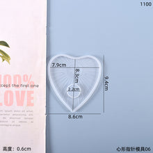 Load image into Gallery viewer, Tarot Card Game Heart shaped Pointer Mold
