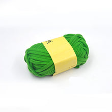 Load image into Gallery viewer, Circular Woven Crochet Yarn Bag Mold
