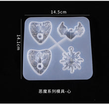 Load image into Gallery viewer, Devil&#39;s Eye Pendant Silicone Mold
