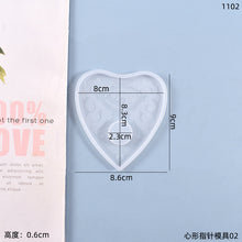 Load image into Gallery viewer, Tarot Card Game Heart shaped Pointer Mold
