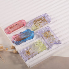 Load image into Gallery viewer, Elliptical Lace Love Flowing Sand Pendant Keychain Mold

