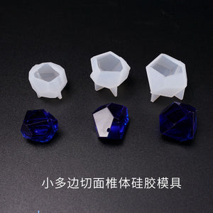 Small Polygonal Section Vertebral Body Mold