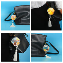 Load image into Gallery viewer, Cat Paw Silicone Pendant Mold
