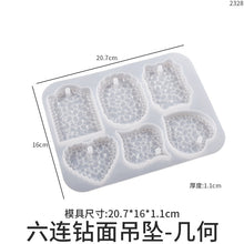 Load image into Gallery viewer, Diamond Face Pendant Mold
