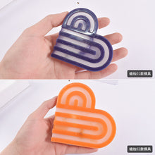 Load image into Gallery viewer, Striped Love Candle Mold
