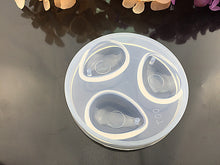 Load image into Gallery viewer, Water Droplets with Holes Pendant Mold
