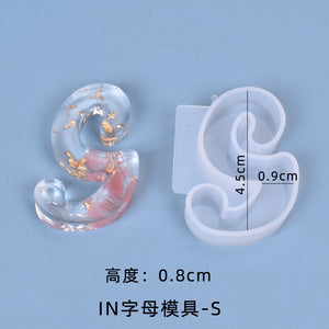 IN Version 26 Letter Pendant Set Silicone Mold