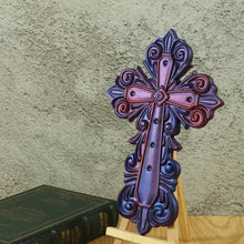 Load image into Gallery viewer, Carved Cross Mold
