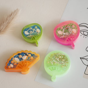 Multiple Fan Flowing Sand Pendant Keychain Silicone Mold