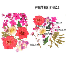 Load image into Gallery viewer, Dried Flower Embossed Small Bag
