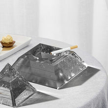 Load image into Gallery viewer, Pyramid Ashtray Silicone Mold
