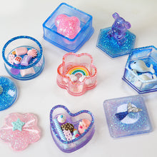 Load image into Gallery viewer, Circular Heart-shaped Square Plum Blossom Storage Box Mold

