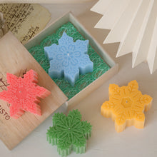 Load image into Gallery viewer, Snowflake Candle Silicone Mold
