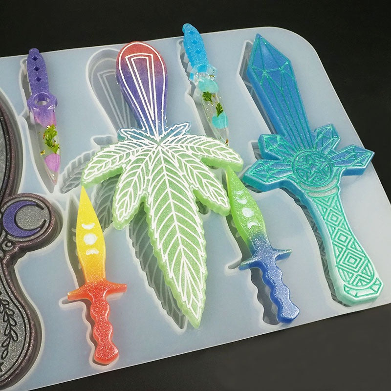 New Leaf Dagger Sword Mold Weed Leaf Self Defense Silicone Mold for Re –  ResinWorlds